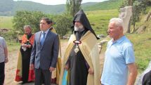 Օծվել է  Արդվու Սուրբ Հովհան Օձնեցի Հայրապետի դամբարան-մատուռին կից զանգակատան խաչը