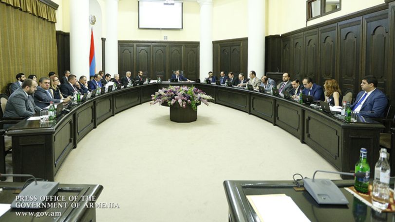 «Семь раз отмерь, один раз отрежь»: Пашинян о принципе экономической политики правительства Армении