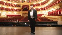 Дирижер Константин Орбелян: Армянские голоса всегда ценились