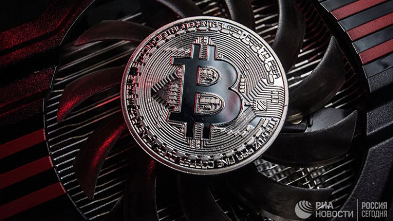 Самая популярная в мире криптовалюта – биткоин – торгуется на уровне 6,4 тысячи долларов
