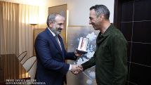 Armenian PM awards football legend Youri Djorkaeff