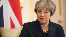 Танец британского премьера Терезы Мэй вызвал бурную реакцию в социальных сетях