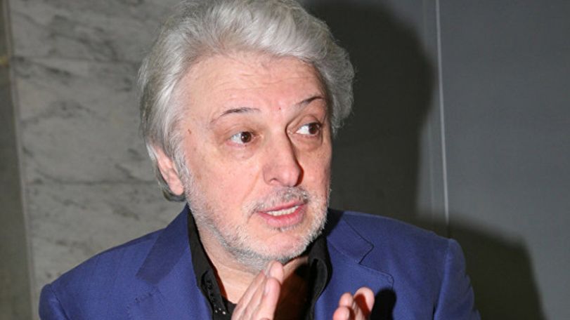 Певец и композитор Вячеслав Добрынин попал в больницу