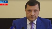 Таможенники пресекли контрабандный ввоз оружия в Армению по почте из США