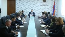 Араик Арутюнян: Проводящие агиткампанию в школах Армении в пользу любой политсилы лица будут наказаны строжайшим образом
