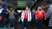 Armenia’s weightlifting champion, runner-up return home to hero’s welcome