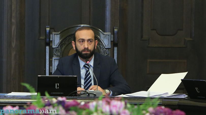 Արտաբյուջեներից պետք է հրաժարվել. Արարատ Միրզոյան