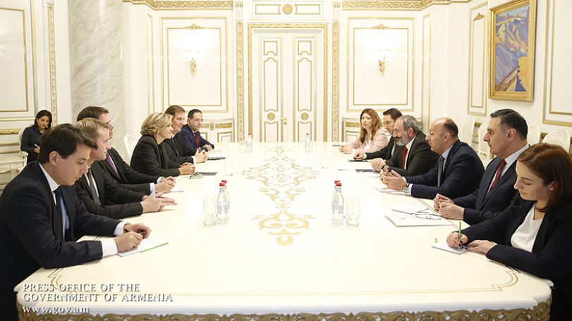 Վալերի Պեկրեսը բարձր է գնահատել հայ համայնքի դերը Իլ դը Ֆրանս շրջանի հասարակական, քաղաքական, մշակութային կյանքում