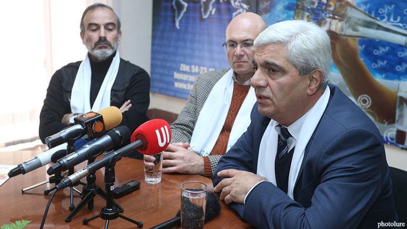 Գյումրիում և Կոտայքում մարդիկ մոտենում էին մեզ ու բողոքում, որ սկսվել է փող բաժանելու պրոցեսը. Գրիգորյան