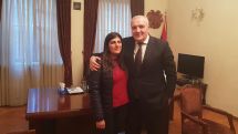 Armenian student finds $ 37,000, returns to owner