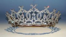 Four arrested over diamond tiara theft