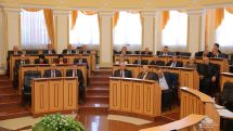В парламенте Арцаха состоялся первый этап обсуждения госбюджета на 2019 год