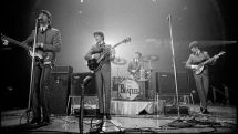 Beatles reunion: Paul McCartney performs Get Back with Ringo Starr and Ronnie Wood