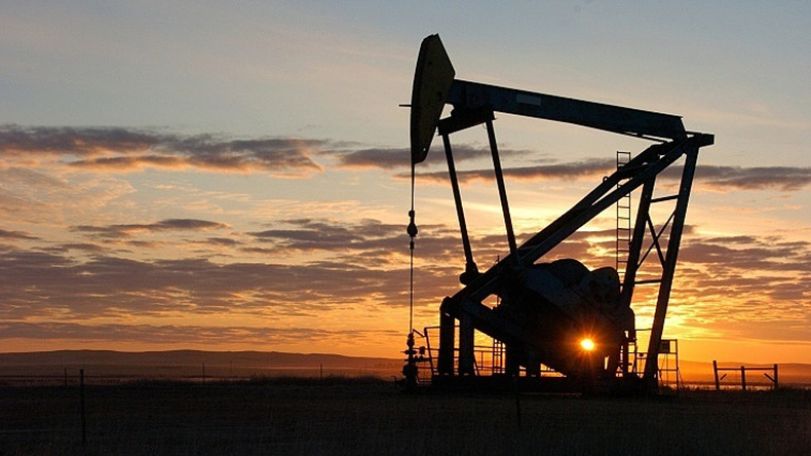 Мировые цены на нефть снижаются третью торговую сессию подряд