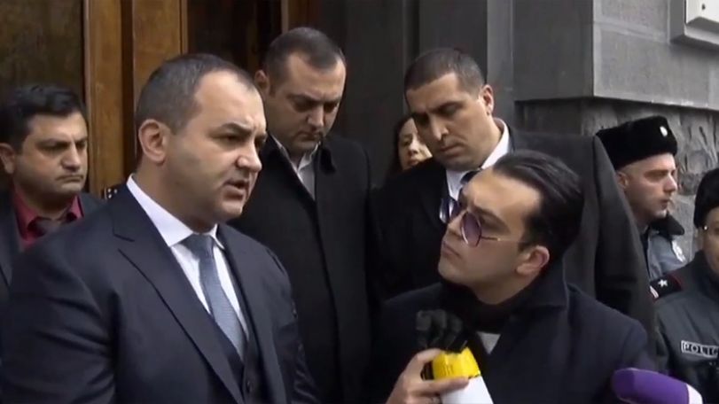 Attorney general meets people protesting release of ex-army general Manvel Grigoryan