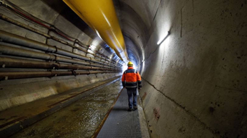 Germany gives nod to $8 billion tunnel link to Denmark