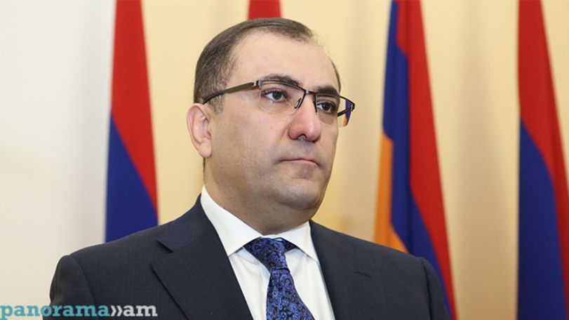 Former chief of parliament staff urges reporters to refrain from spreading fake news