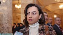 Вице-спикер парламента Армении: Отныне в государственных структурах не будут действовать внебюджетные фонды