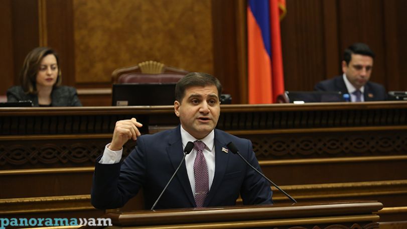 Арман Бабаджанян ответил провластным депутатам: Наше дело –говорить
