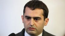 Глава Минтранса Армении вышел в «лайв» из туалета