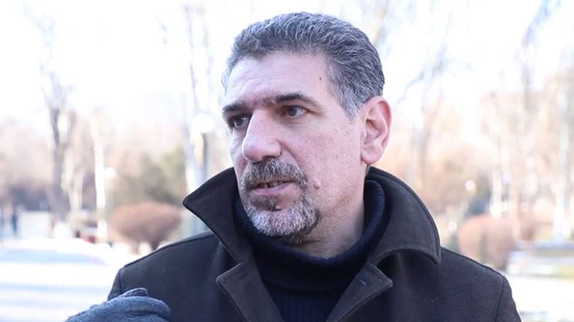 Прекративший голодовку армянский режиссер: Мы должны достичь победы