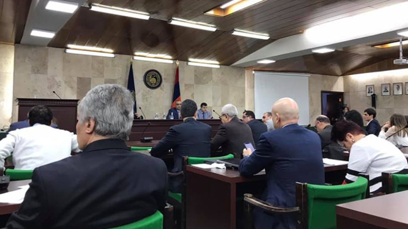 Совет попечителей ЕГУ обсуждает  проект решения о досрочном прекращении полномочий ректора
