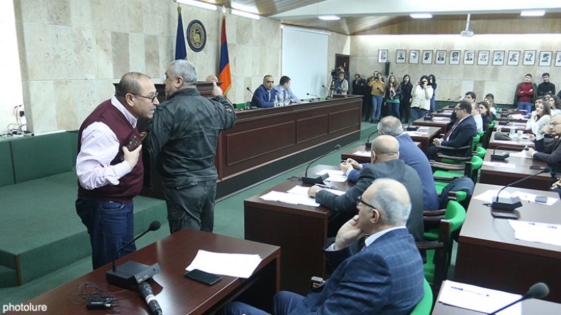 ԵՊՀ հոգաբարձունների խորհուրդը չհաստատեց օրակարգը