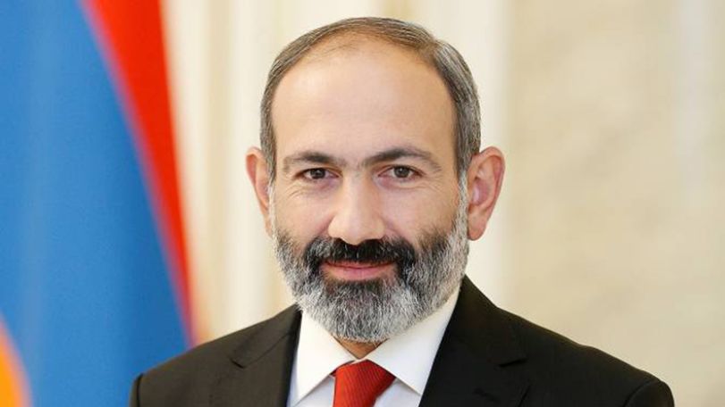 Pashinyan congratulates Arthur Meschian on 70th birth anniversary