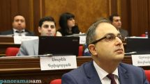 Զանգահարեցի ու ուսանողի վախվորած ձայնով կուրսայինի գին հարցրի.  Վլադիմիր Վարդանյան