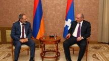 Armenian PM, Artsakh president hold phone conversation