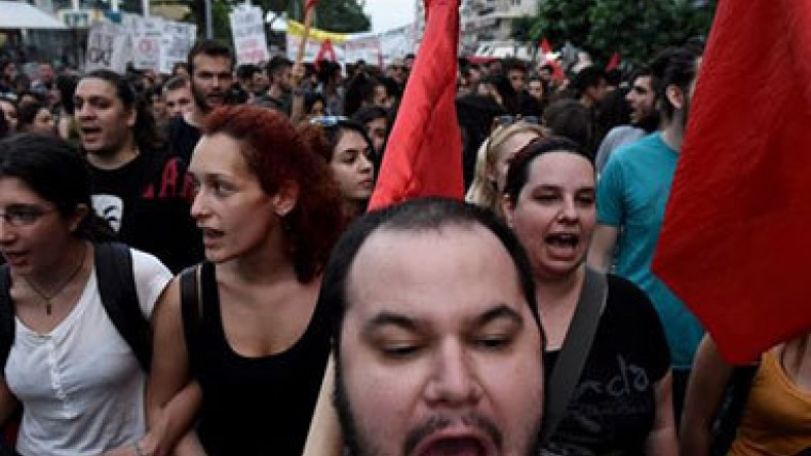 Greece crisis: Eurozone rules out talks until after referendum