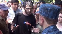 Yerevan deputy police chief calls on demonstrators on Bagramyan Avenue to come to their senses and leave 
