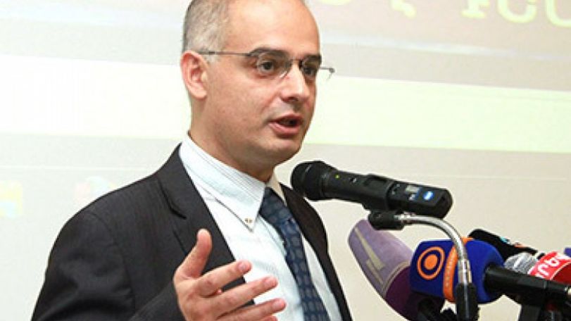 Այն, ինչ մեզ առաջարկվում է բանանային հանրապետությունների ուղին է. Լ. Զուրաբյան