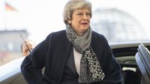 Angela Merkel rolls out red carpet for Theresa May … but doesn’t greet her
