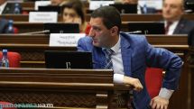 «Ну-ка, помолчите там!», «Прекращайте этот театр!» Перепалка между депутатами парламента Армении