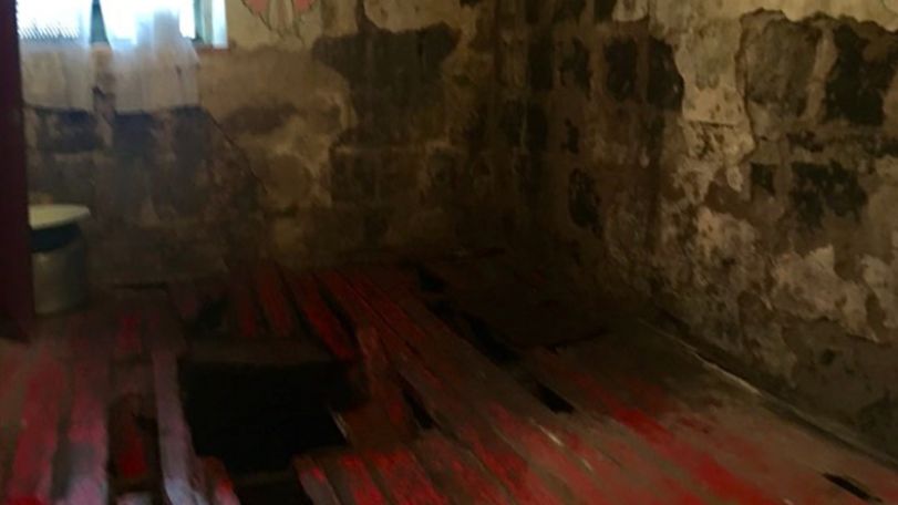 Mother worries about kids’ safety as their house faces collapse in Armenian village