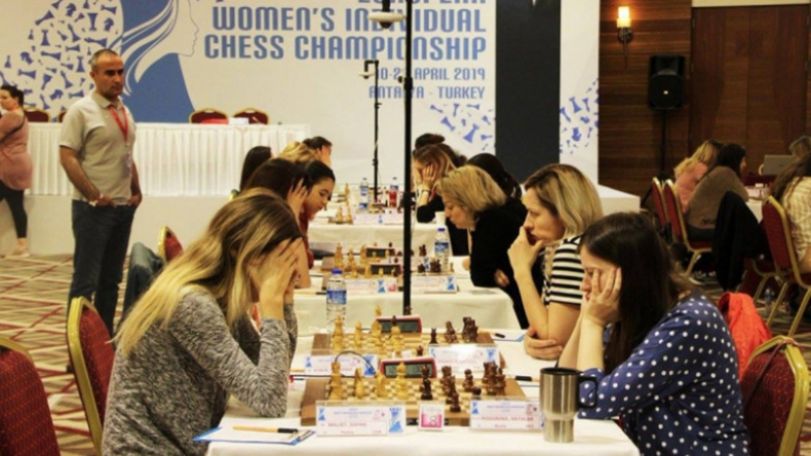 Three Armenians claim victories in seventh round of Euro Women’s Chess C’ship