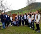 Созданный 12-14-летними подростками хачкар – посвященный героям Арцахской войны