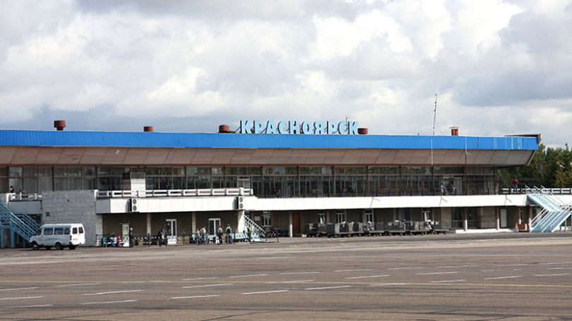Вылетевший из Красноярска в Таиланд самолет вынужденно вернулся в аэропорт