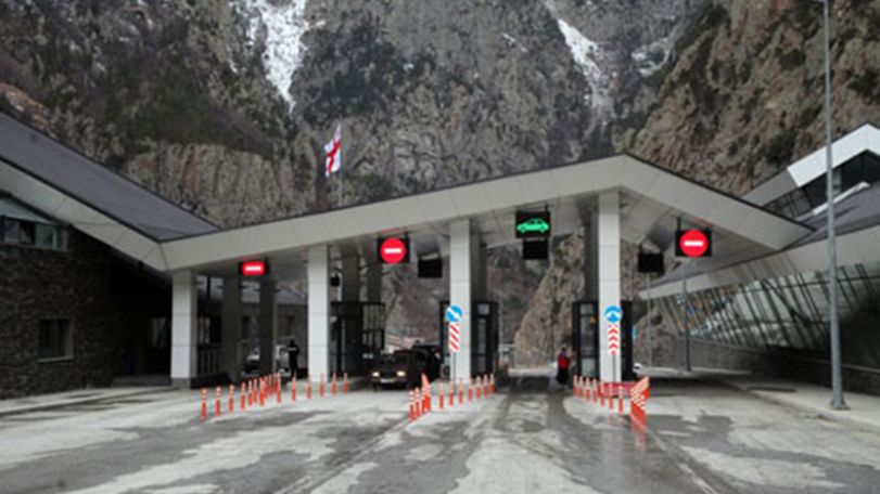 Stepantsminda-Lars road open for all types of vehicles