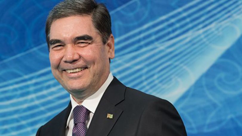 Президент Туркменистана Гурбангулы Бердымухамедов прочитал реп про коня