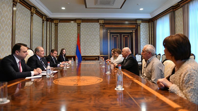 Արմեն Սարգսյան. Հերոսի այրի լինելն ու արժանապատիվ ապրելը մեկ այլ հերոսություն է