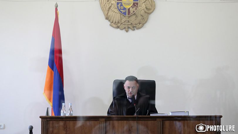 Имя судьи по делу Роберта Кочаряна изъято из списка распределения дел
