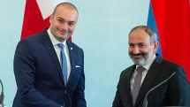 Armenian PM congratulates Georgia on Independence Day