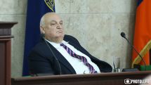 Պաշտոնապես դադարեցվեցին Արամ Սիմոնյանի լիազորությունները