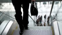 Российских чиновников лишат незадекларированных доходов