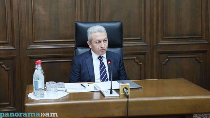 Decline in Armenia’s export volumes ‘concerning’, finance chief says
