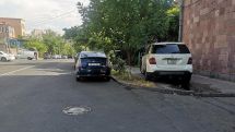 ԱԺ աշխատողները կանգնում են «սենց»