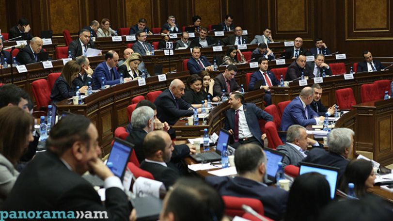 Armenian parliament resumes special session