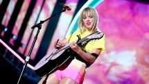 Taylor Swift tops Forbes list of highest-earning celebs